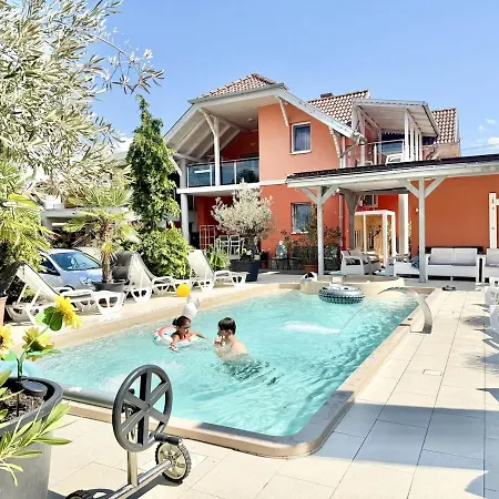 Lelle Udvar 6 Ac Free Parking Apartament *