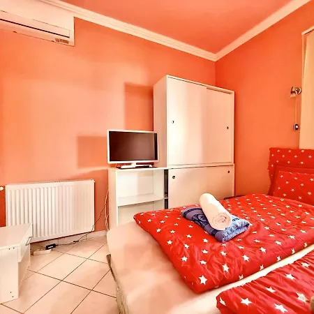 Lelle Udvar 6 Ac Free Parking Balatonlelle